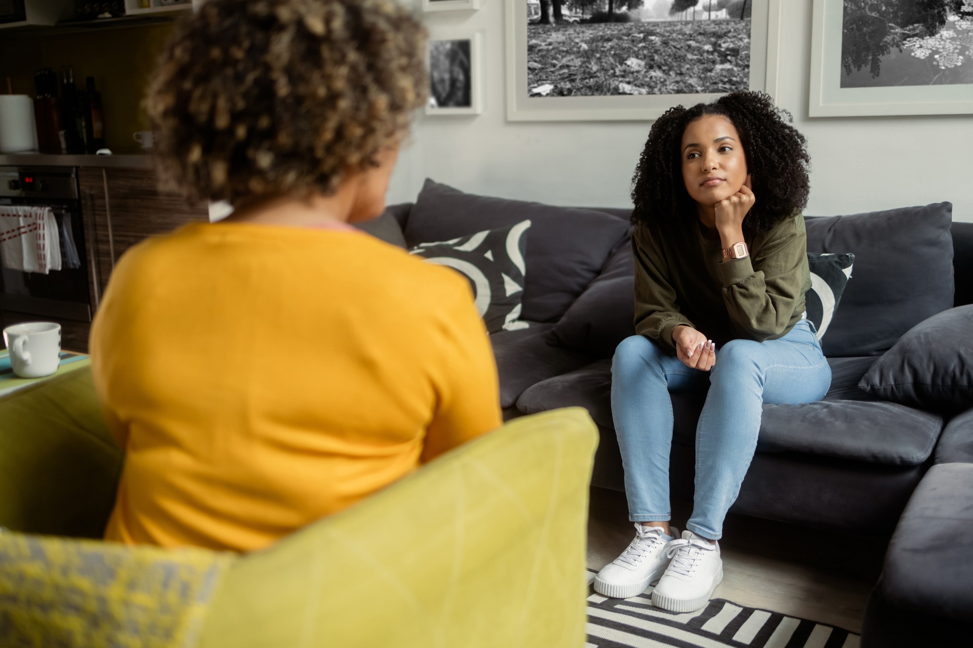 A teen girl in psychotherapy